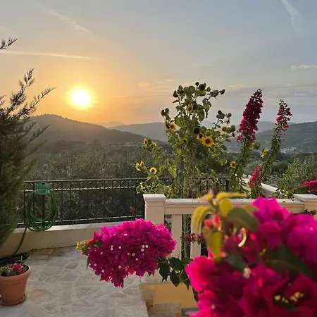 Apartment Sofia Amazing Views Agios Georgios Pagon